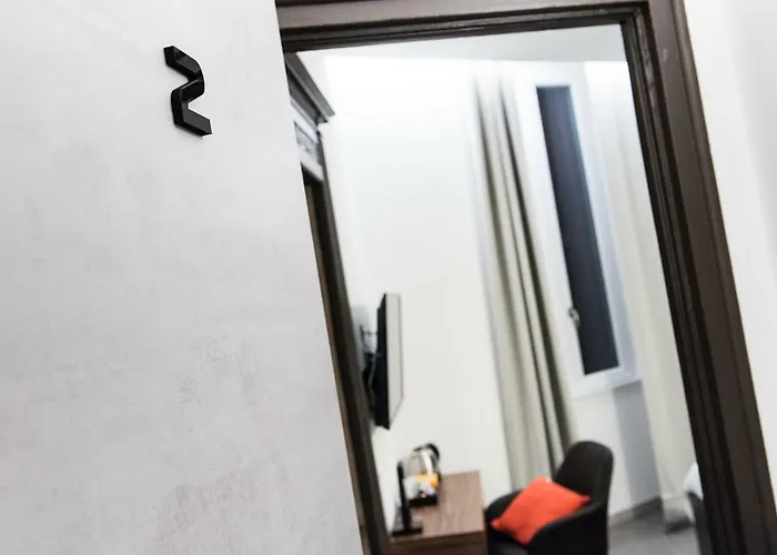 Colosseum Music Design Pensión 4*