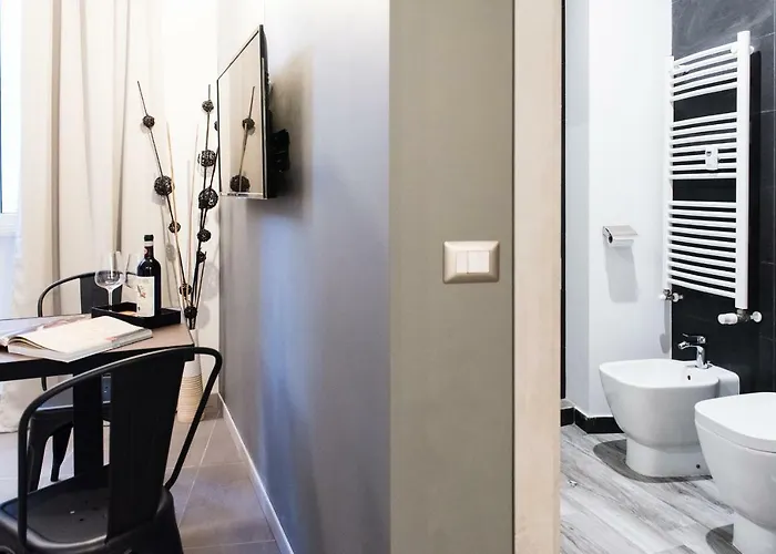 Colosseum Music Design Pensión Roma